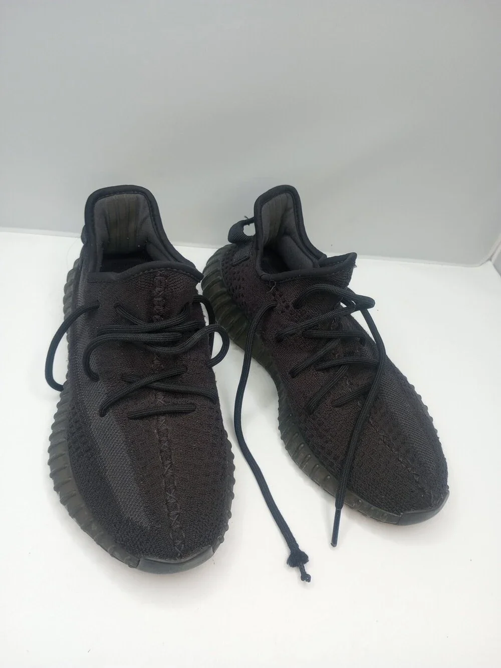 Adidas Men's 7.5M Black Ape 779001 02/22 Yeezy Boost 350 V2 Low Onyx Sneakers